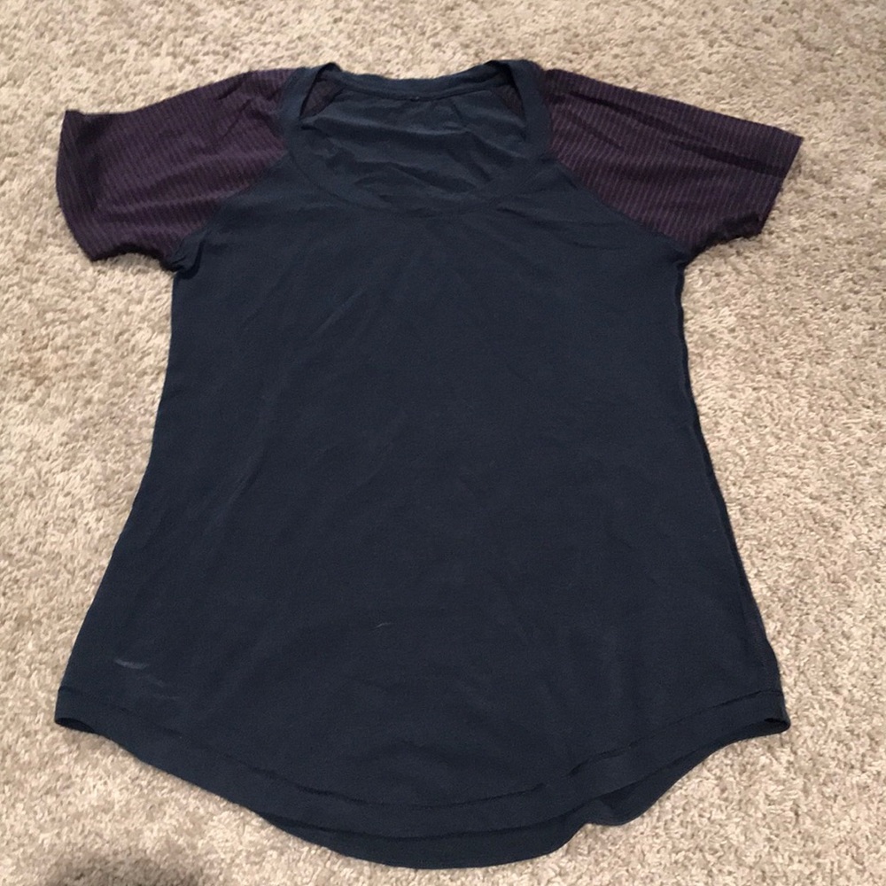 Lululemon top